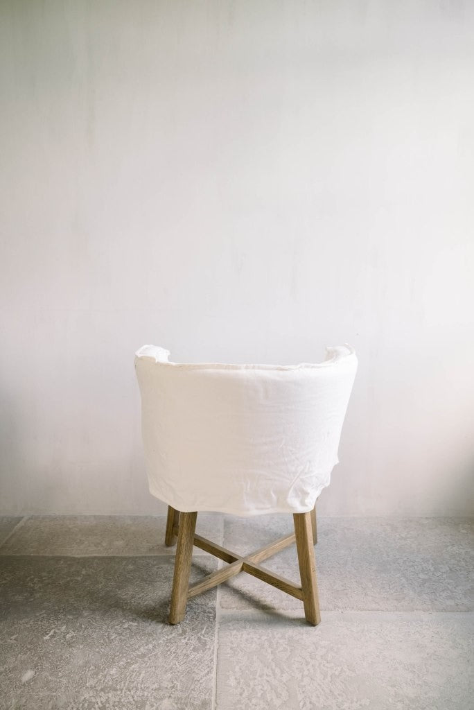 Eetkamerstoel Leeff By Netty Woody | White Linnen | Eikenhouten onderstel