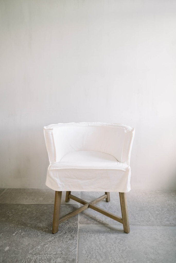 Eetkamerstoel Leeff By Netty Woody | White Linnen | Eikenhouten onderstel